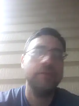 Snapshot of Gearsuit chatting on October 2025 05:08:01 AM Gearsuit online show from October 2025 05:08:01 AM