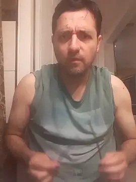 Snapshot of Gearsuit chatting on November 2025 08:32:01 PM Gearsuit online show from November 2025 08:32:01 PM