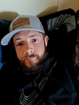 Snapshot of mikewills35loveme chatting on November 2025 09:46:01 PM mikewills35loveme online show from November 2025 09:46:01 PM