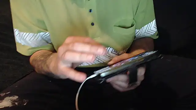 Snapshot of idiotpig66 chatting on September 2025 09:20:02 AM idiotpig66 online show from September 2025 09:20:02 AM