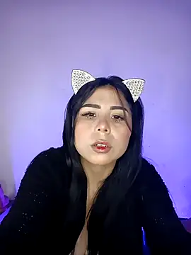 SiennaValera online show from October 2025 06:32:01 PM