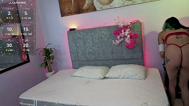 Snapshot of Lilith_morgan01 chatting on October 2025 12:28:02 PM Lilith morgan01 online show from October 2025 12:28:02 PM