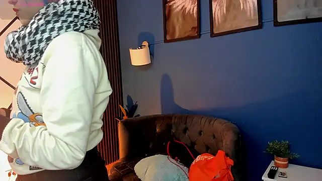 Snapshot of Lilith_morgan01 chatting on November 2025 08:49:01 PM Lilith morgan01 online show from November 2025 08:49:01 PM