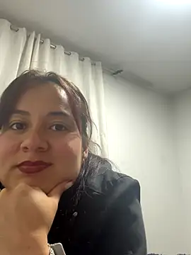 Leonis 0 online show from October 2025 02:10:01 AM