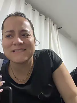 Leonis 0 online show from October 2025 03:29:01 AM