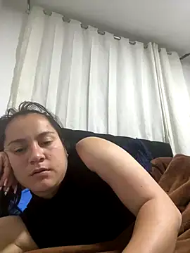 Leonis 0 online show from November 2025 02:00:01 AM