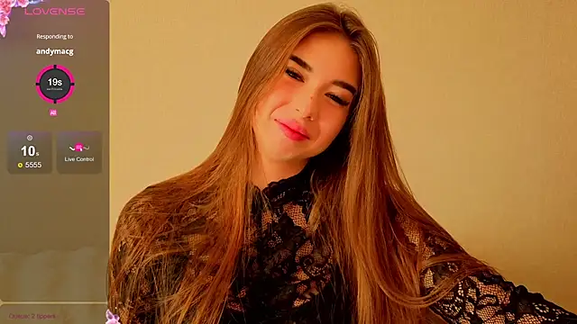 Snapshot of evapuffy chatting on October 2025 10:21:02 AM evapuffy online show from October 2025 10:21:02 AM