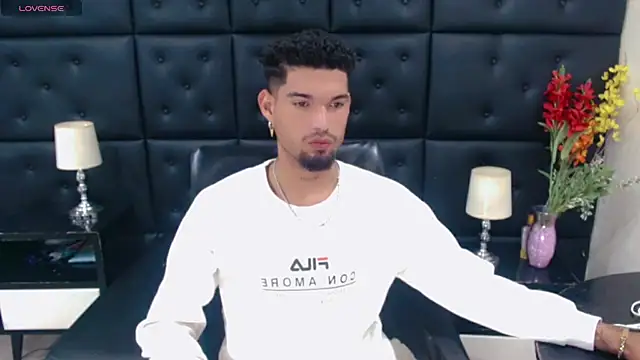 StivBigCock online show from September 2025 02:55:01 AM