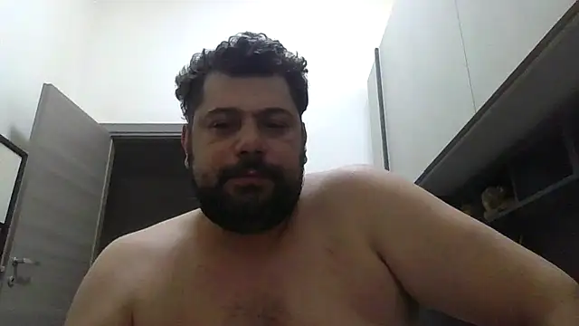 giuseppelovisi85 online show from September 2025 09:30:01 PM