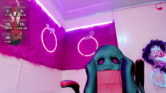 Natasha clifford online show from September 2025 03:10:02 AM