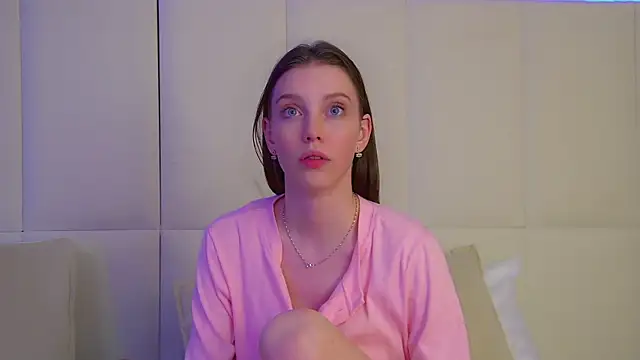 Snapshot of VeronicaVances chatting on November 2025 06:29:01 PM VeronicaVances online show from November 2025 06:29:01 PM