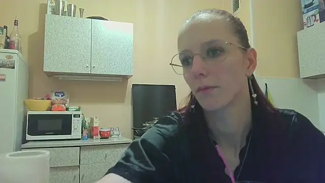 Lucy Divine online show from October 2025 09:21:02 PM