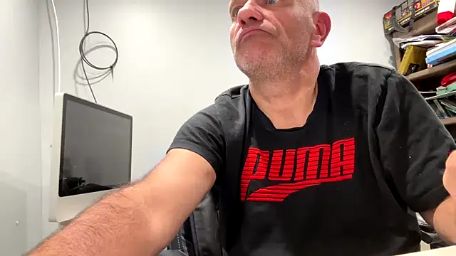 frankyjones8989 online show from October 2025 04:15:01 AM