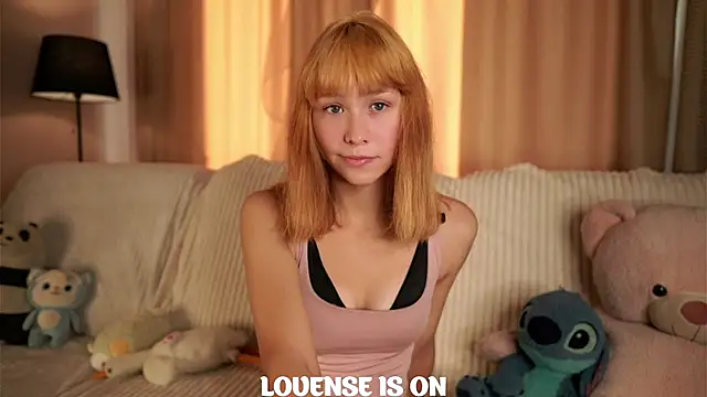 Snapshot of BritniBers chatting on September 2025 10:08:02 AM BritniBers online show from September 2025 10:08:02 AM