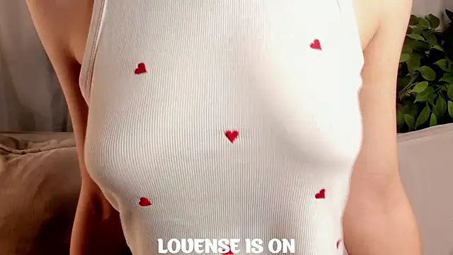 Snapshot of BritniBers chatting on October 2025 11:32:02 AM BritniBers online show from October 2025 11:32:02 AM