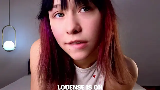 Snapshot of BritniBers chatting on October 2025 01:28:01 PM BritniBers online show from October 2025 01:28:01 PM