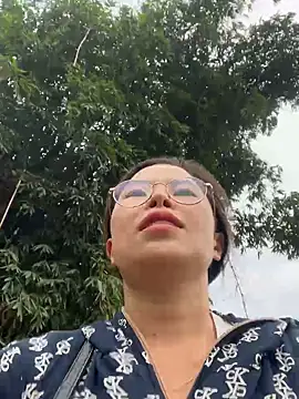 han-cute online show from October 2025 12:32:01 AM