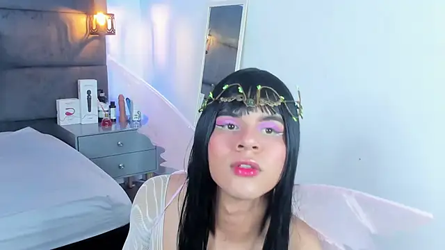 Slenna Moon online show from October 2025 03:07:02 AM