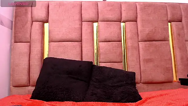 KENDALL ART online show from September 2025 07:06:02 PM