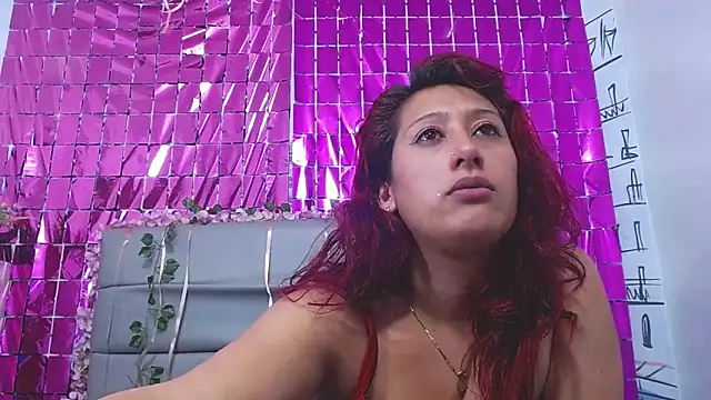 Chloe Wiild online show from October 2025 04:02:02 AM