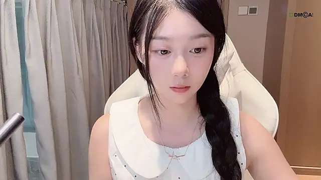 Makinghappymyself  online show from November 2025 07:30:02 AM