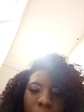 AmiraMorgan online show from October 2025 02:31:01 AM