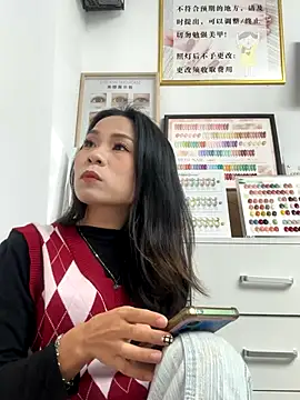 Snapshot of Baby-mmm chatting on October 2025 06:02:02 AM Baby-mmm online show from October 2025 06:02:02 AM