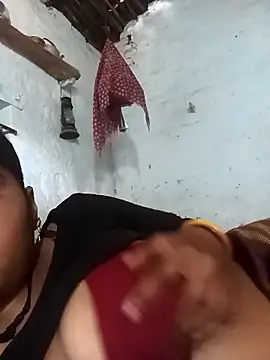 Snapshot of Sheema_tyagi chatting on November 2025 08:35:01 AM Sheema tyagi online show from November 2025 08:35:01 AM