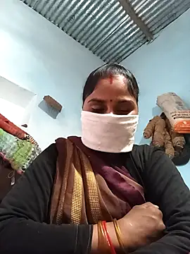 Snapshot of Sheema_tyagi chatting on November 2025 08:31:01 AM Sheema tyagi online show from November 2025 08:31:01 AM