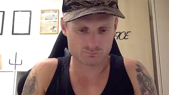 Kingmangy online show from September 2025 08:33:01 PM