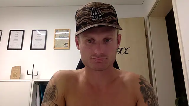Kingmangy online show from September 2025 06:44:02 PM