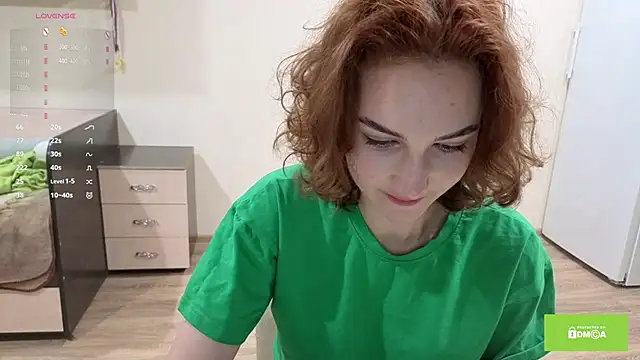 lady linaa online show from September 2025 04:01:02 PM