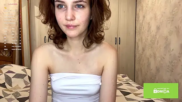 lady linaa online show from October 2025 04:03:02 PM