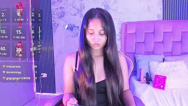 Snapshot of Laly_Cherry_ chatting on October 2025 12:48:02 PM Laly Cherry online show from October 2025 12:48:02 PM