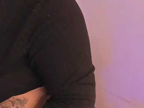 Missy Aprill online show from October 2025 01:08:02 PM