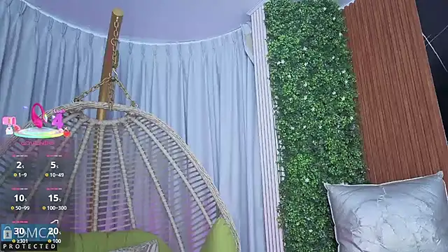 Kiara Zahiri   online show from October 2025 10:59:01 AM