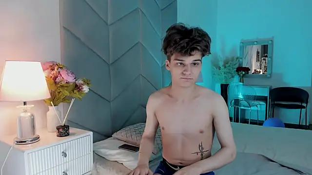 Willie Miler online show from October 2025 05:25:01 AM