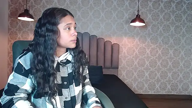 Kristall 06 online show from October 2025 05:49:01 AM