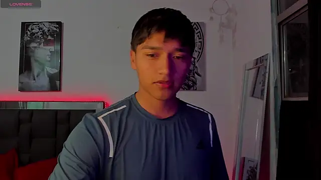 mateo-Esposito online show from September 2025 04:57:01 AM