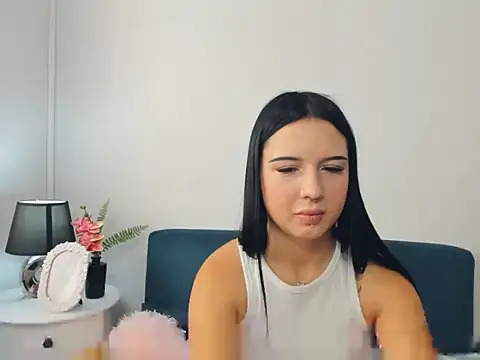 Snapshot of TaliaAdorable chatting on October 2025 07:50:01 AM TaliaAdorable online show from October 2025 07:50:01 AM