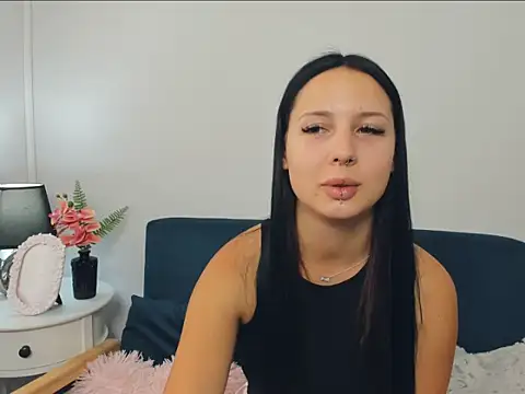 Snapshot of TaliaAdorable chatting on October 2025 09:18:02 AM TaliaAdorable online show from October 2025 09:18:02 AM