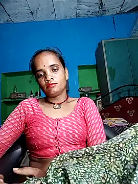 Hotwera online show from September 2025 11:37:01 PM