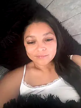 Snapshot of Zui_Rouse chatting on September 2025 02:07:01 PM Zui Rouse online show from September 2025 02:07:01 PM