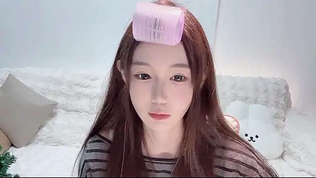 Xiao-runbao online show from November 2025 10:05:01 AM