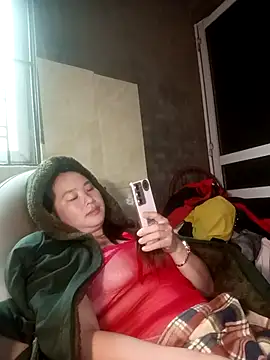 Snapshot of suki-lady chatting on October 2025 02:19:02 AM suki-lady online show from October 2025 02:19:02 AM