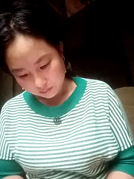 Snapshot of suki-lady chatting on November 2025 06:04:02 AM suki-lady online show from November 2025 06:04:02 AM