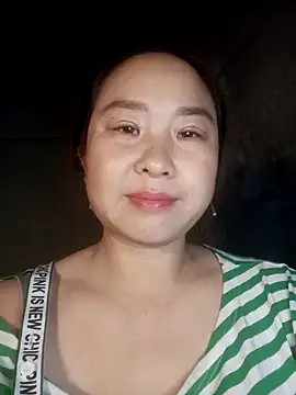 Snapshot of suki-lady chatting on November 2025 06:21:01 PM suki-lady online show from November 2025 06:21:01 PM