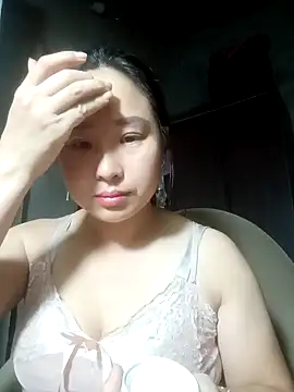 Snapshot of suki-lady chatting on November 2025 06:47:01 AM suki-lady online show from November 2025 06:47:01 AM