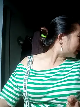 Snapshot of suki-lady chatting on November 2025 02:17:01 PM suki-lady online show from November 2025 02:17:01 PM