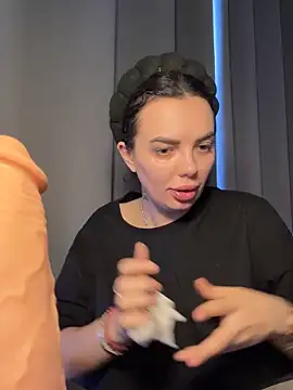 -RAHELA- online show from October 2025 06:36:01 AM